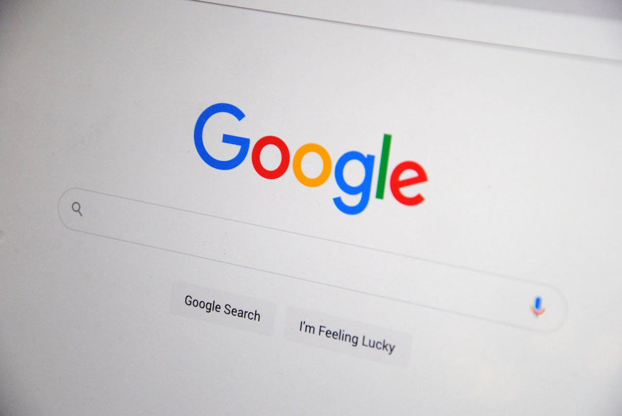 Digital Internet Advertising Properties logo